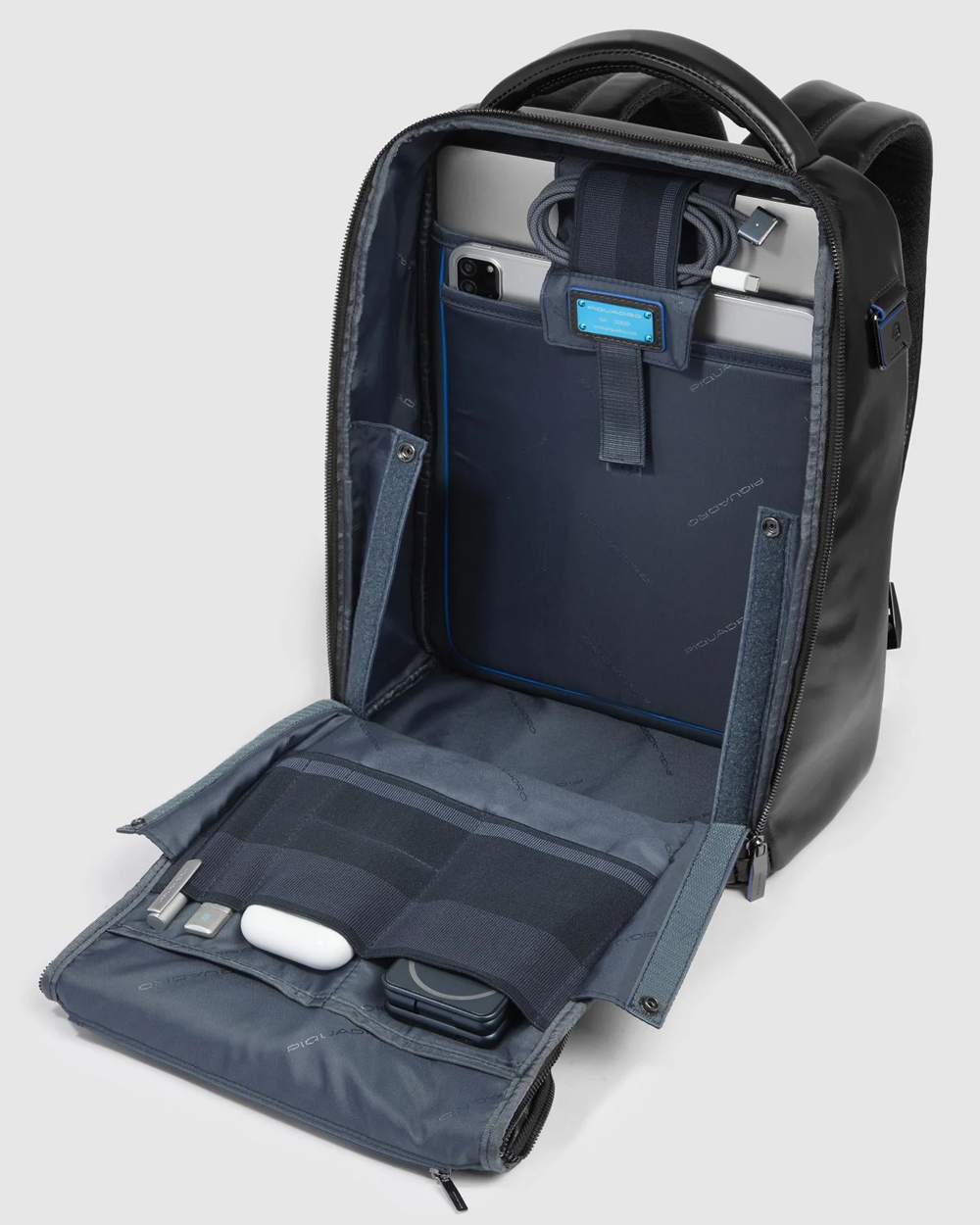 CA6858B2-N_4 CA6858B2-N_4